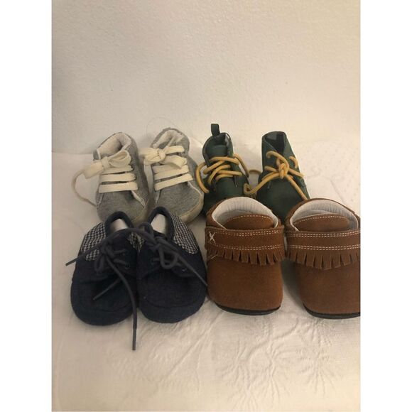 Bundle of Four (4) Gender Neutral Baby Shoes Janie & Jack Jack & Lily - Picture 2 of 7
